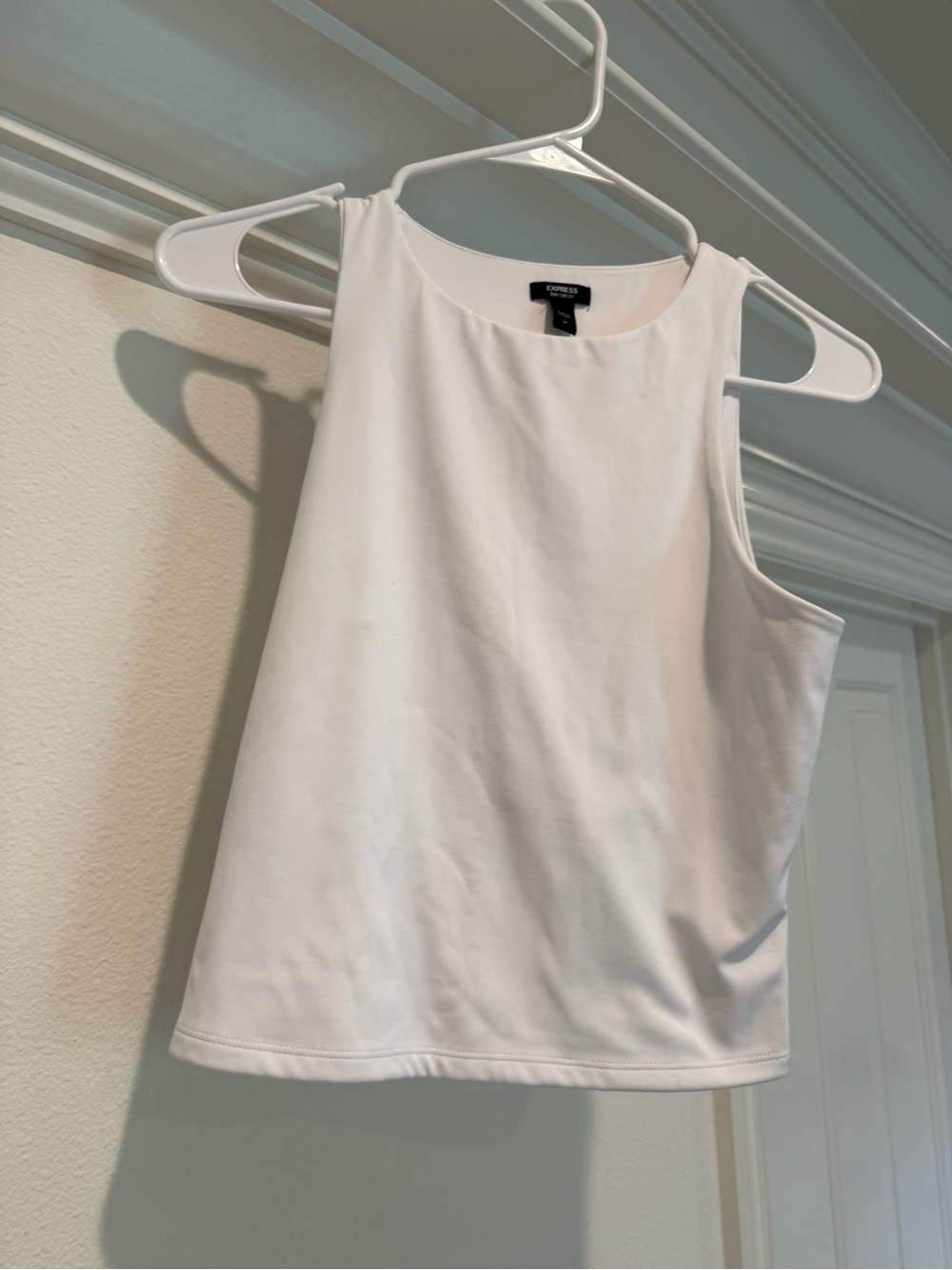 Express White Scoop Neck Tank Top